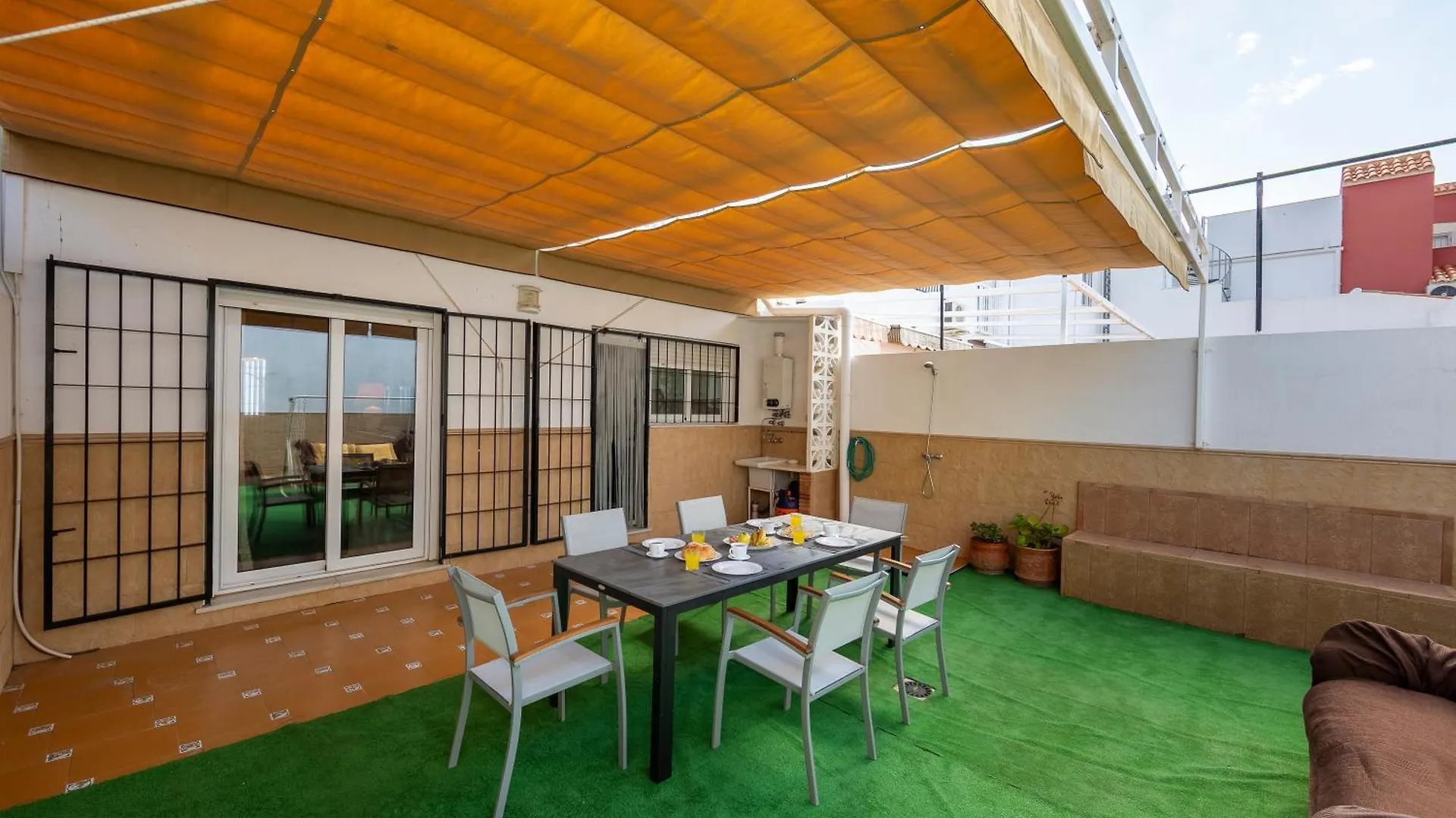 Вилла Milan 5 Adosado Familiar Con Jardin Агвадульсе